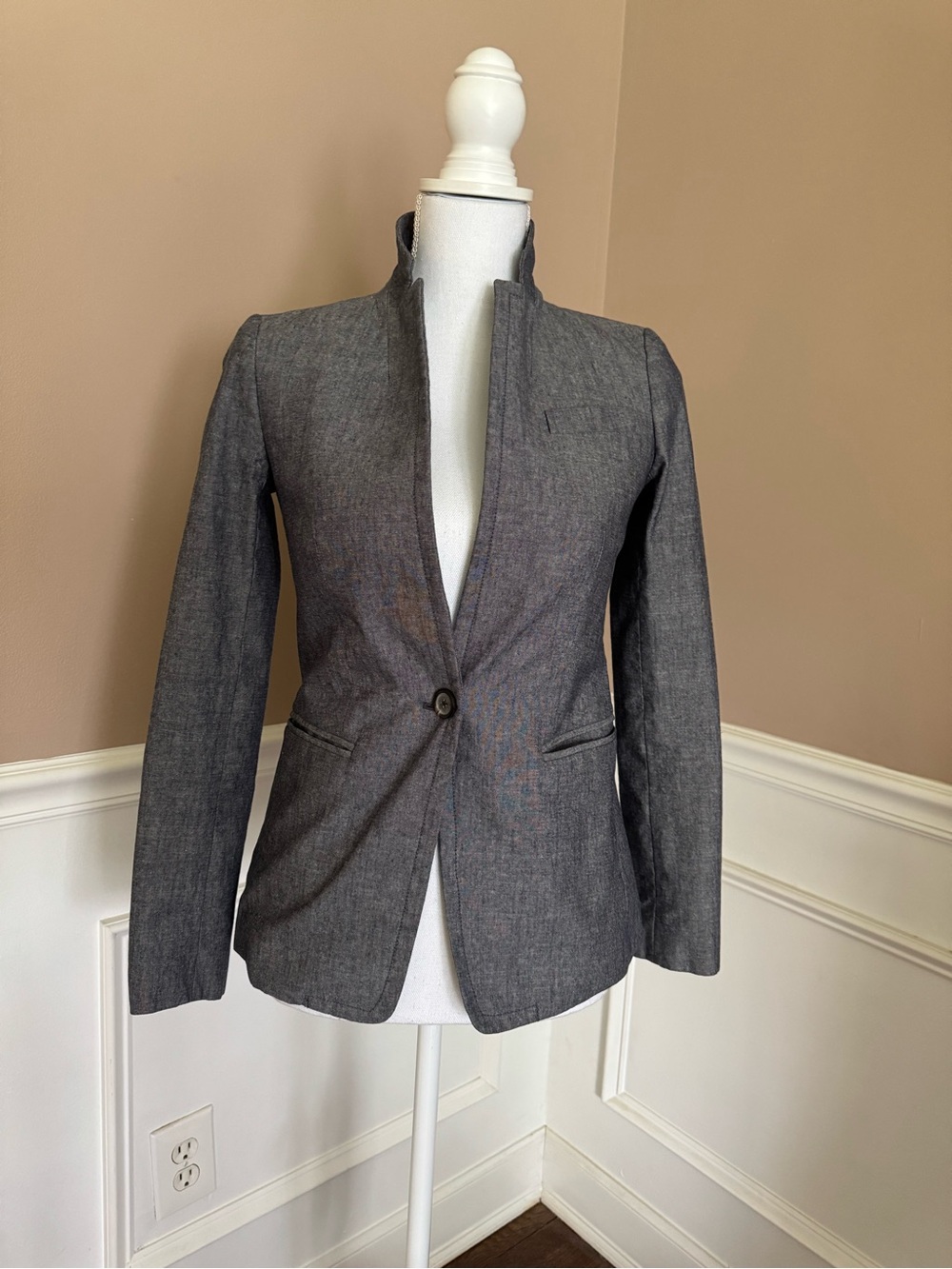 J.Crew Gray Linen Blend Structured Blazer – Size 00